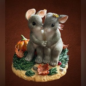 Charming Tails “It’s Snuggl’in Weather” 2004